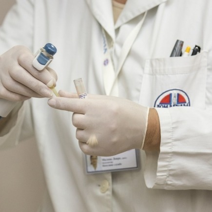  Inscrições de médicos para combater o coronavírus começam na segunda-feira (16) 