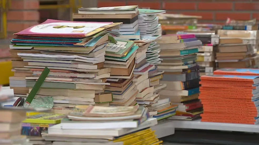 TCE mantém suspensão da compra de R$ 2,6 milhões em livros infantis para Teresina — Foto: Reprodução/RBS TV