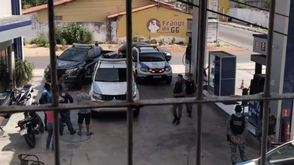 Criminosos assaltam posto de combustível em Parnaíba — Foto: Divulgação/ Redes Sociais