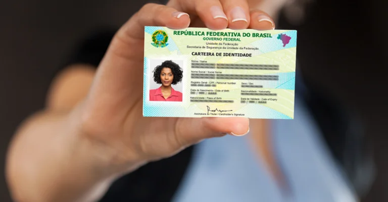 Nova Carteira de Identidade Nacional (Foto: SSP)