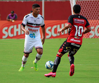 Vitória goleia e elimina o River da Copa do Nordeste