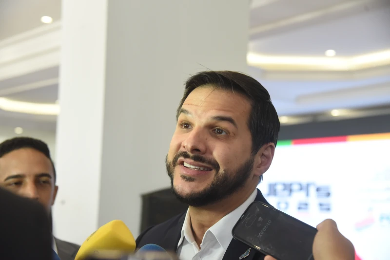Bandeira prevê definição da chapa “em breve” e diz estar disposto a ser vice | @ Assis Fernandes