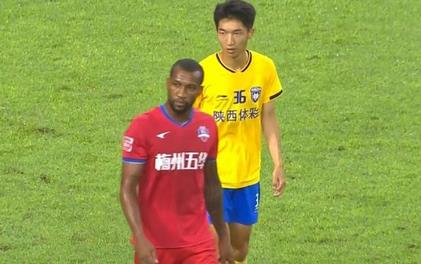 Brasileiro é o 1º atleta no futebol chinês a contrair Covid-19