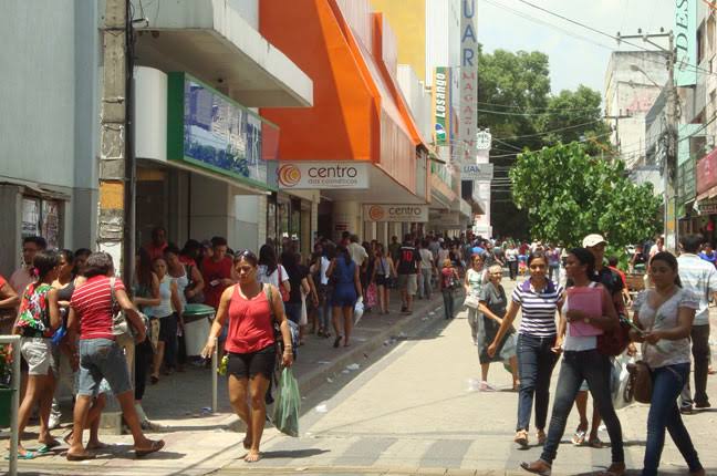Comércio altera horário para segurança dos trabalhadores e clientes