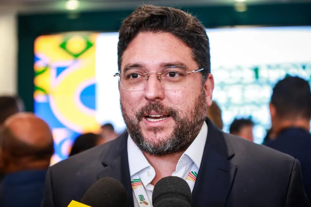 @ Renato Andrade