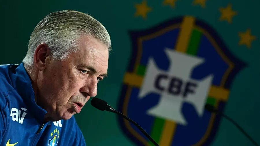 Carlo Ancelotti em convocação da Seleção Brasileira | Imagem: Pablo Porciuncula/AFP