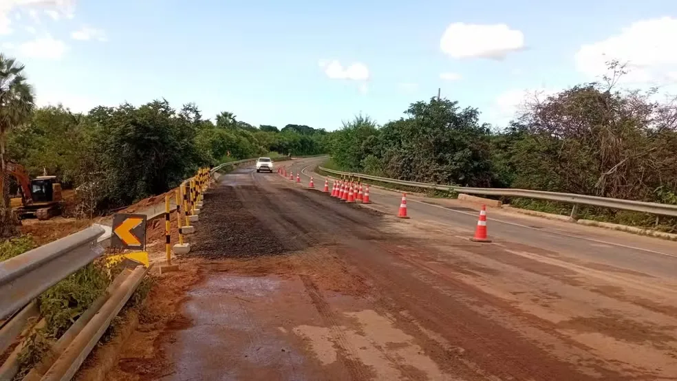 BR-343 é temporariamente liberada após obra por cratera e terá nova interdição a partir de terça (9) — Foto: Divulgação/DNIT