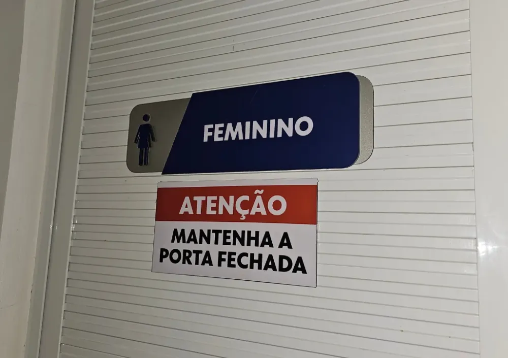 Banheiro Feminino. (Foto Jonas Carvalho)