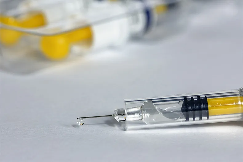 Ministério Público cobra medicamento para três irmãos com doença rara no Piauí