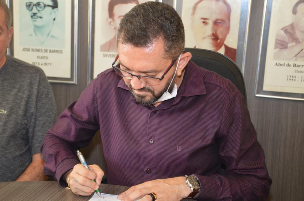  prefeito Padre Walmir