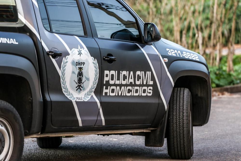 Homem de 30 anos é assassinado com 6 tiros no Torquato Neto IV