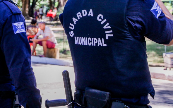 Firmino Filho assina nomeação de 261 novos Guardas Municipais