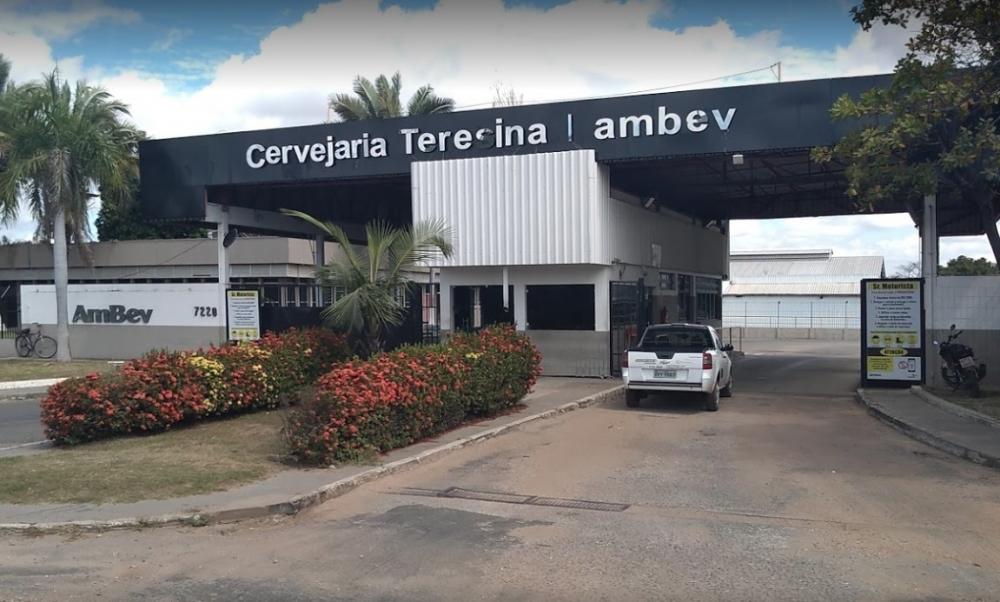 Gerente da Ambev em Teresina é levado à delegacia por descumprir decreto