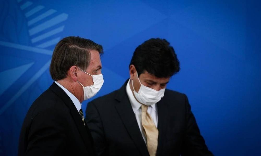 Bolsonaro decide demitir Mandetta do Ministério da Saúde