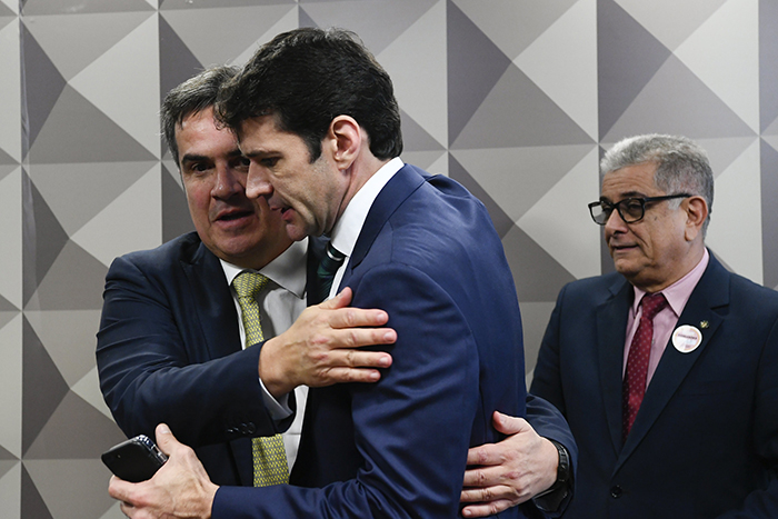 Ciro Nogueira sai em defesa de ministro do Turismo e critica cota de gênero