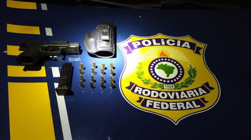 Motorista é preso após perseguição da PRF na BR-135 no Sul do PI