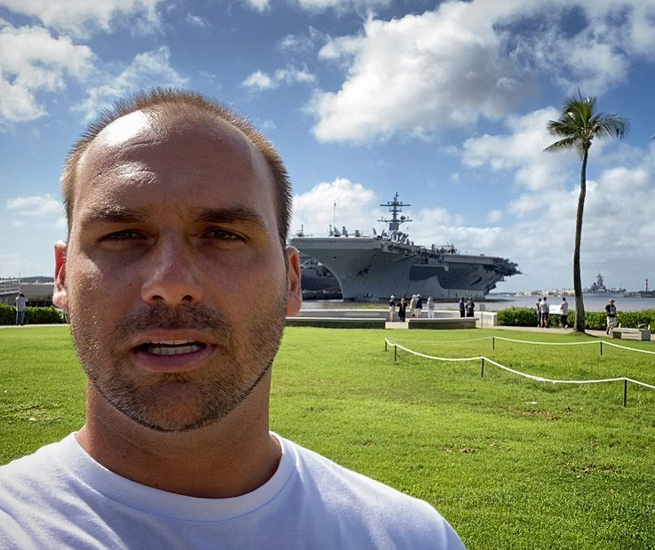  Eduardo Bolsonaro aciona STF para suspender CPMI das Fake News 