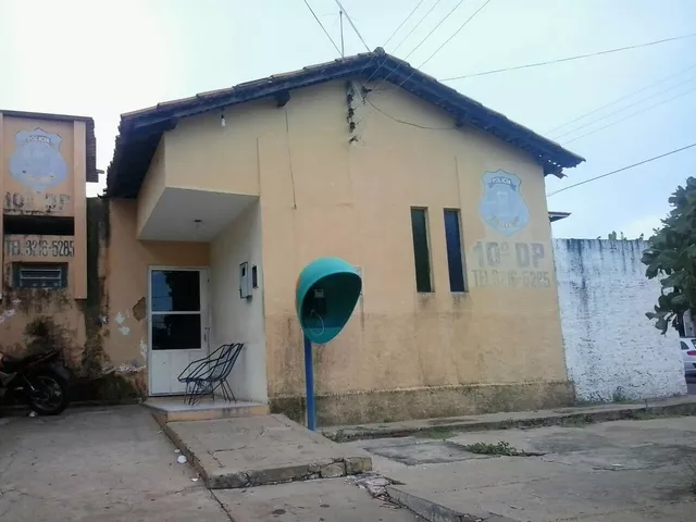 Homem é encontrado morto em frente a delegacia em Teresina 