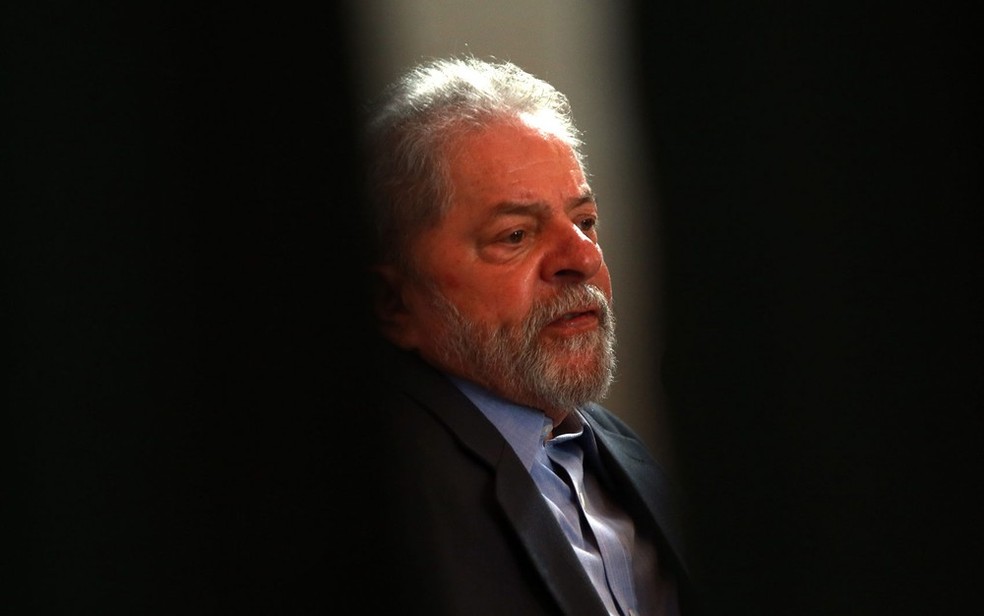 Lava Jato pede para anular condenação de Lula em ação do sítio de Atibaia