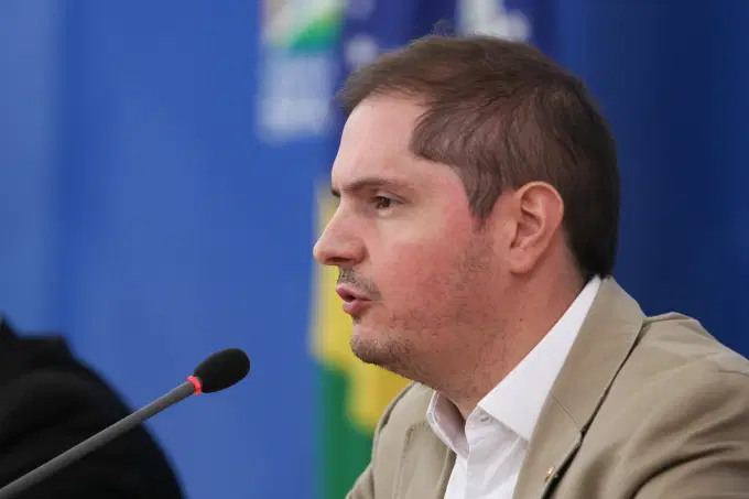 Secretaria da Previdência e Trabalho: além de evitar demissões, medida também será uma oportunidade de troca de expertise entre empresas, afirma secretário Bruno Bianco (Júlio Nascimento/PR / Planalto/Divulgação) 