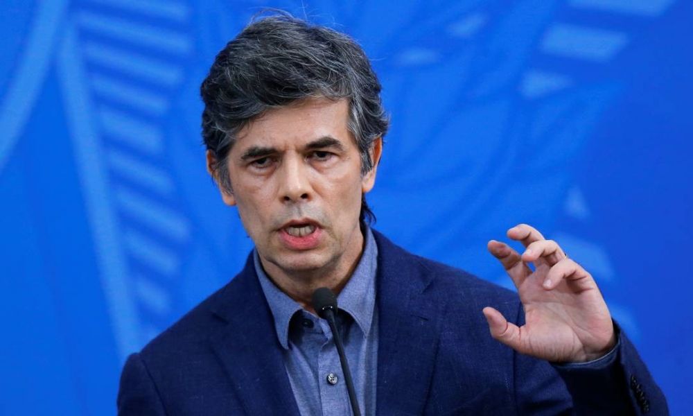 Teich pede demissão e deixa Saúde antes de completar um mês