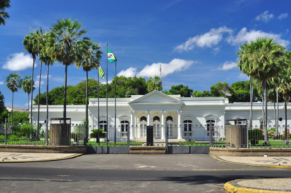 Governo lança novo decreto na quinta e deve manter “lockdown parcial” 