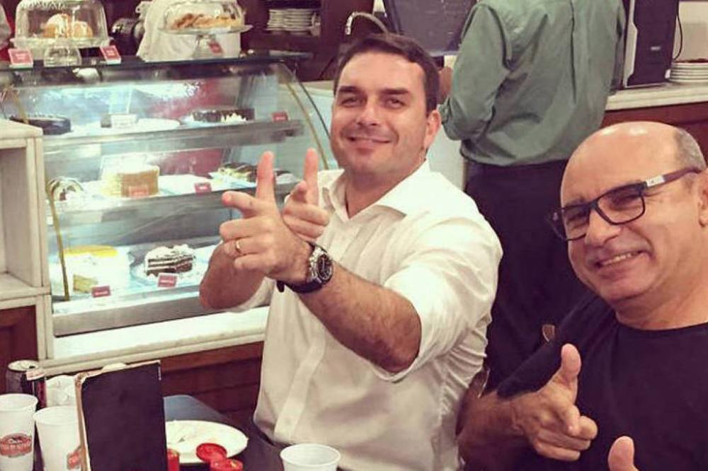 MP tem um 'cometa para enterrar na gente', diz Queiroz em áudio