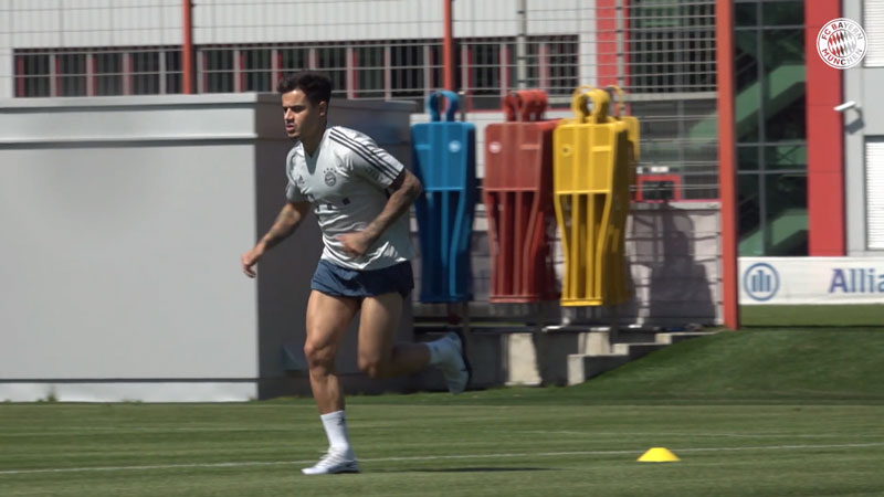 Philippe Coutinho volta a treinar no Bayern de Munique