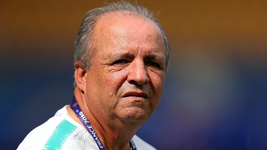 Vadão, ex-técnico da seleção feminina, morre em São Paulo aos 63 anos 
