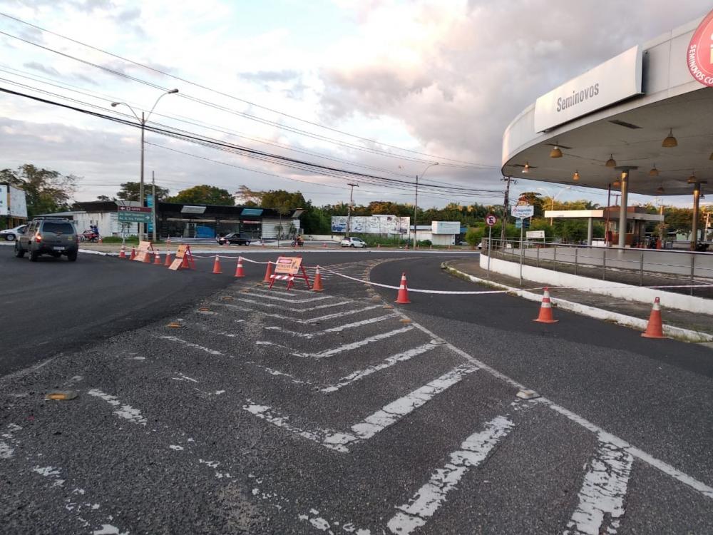 Avenida Universitária é interditada para obra da Águas de Teresina