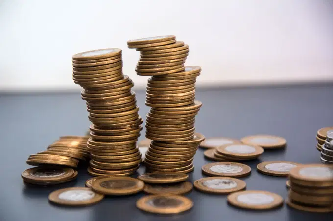 Carga tributária: entre os países da OCDE, o Brasil ocupa a 9ª posição dos que pagam mais impostos. (Ze Martinusso/Getty Images) 