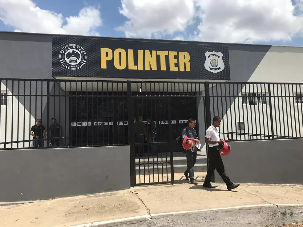Operação cumpre oito mandados de prisão contra suspeitos de roubo de veículos 