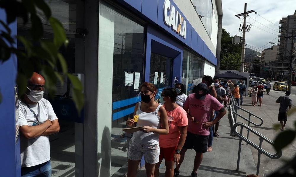  Auxílio emergencial: governo vai pagar mais duas parcelas de R$ 300 Foto: Fábio Motta : Fabio Motta / Agência O Globo 