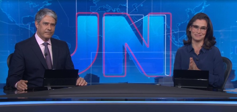  William Bonner, após invasão à Globo, é afastado do JN: 