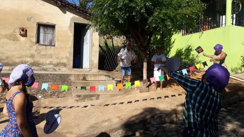 Cerca de 100 idosos foram contemplados pela ação — Foto: Arquivo Pessoal /Francisca Alves 
