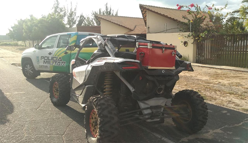 Motorista é multado em R$ 3 mil por dirigir buggy em praia no Piauí