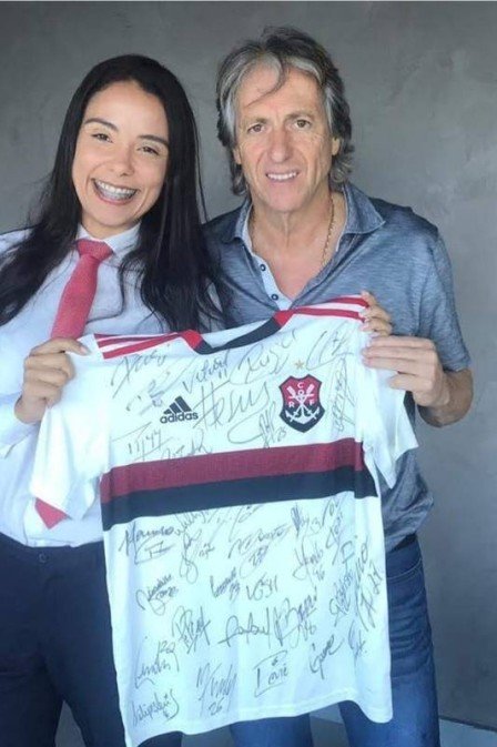 Apontada como affair de Jorge Jesus, do Flamengo, advogada se manifesta: 'Covardemente caluniada'