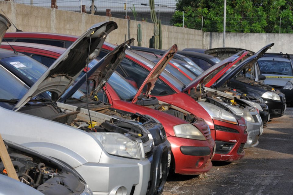 Leilão de bens apreendidos do tráfico de drogas ocorre no Piauí pela 1ª vez
