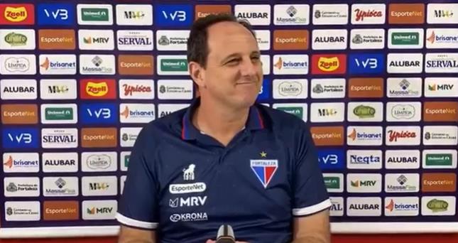 Rogério Ceni enaltece elenco do Fortaleza após virada no Nordestão