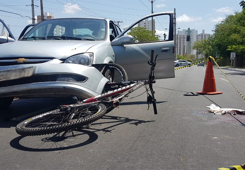 Ciclista é suspeito de atirar em motorista após ser atropelado na zona Leste