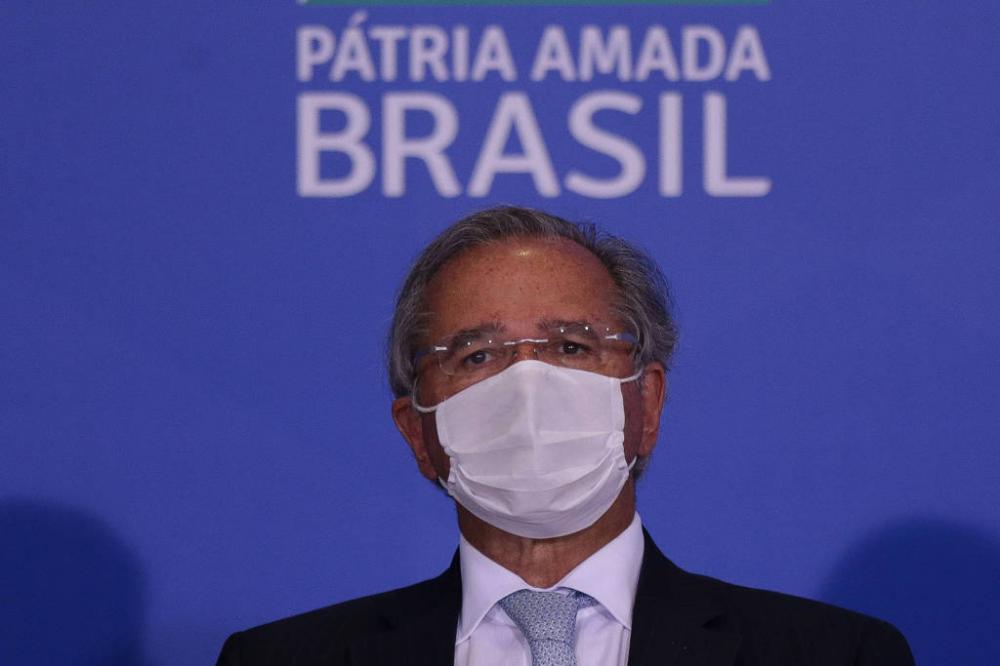  O ministro da Economia Paulo Guedes durante cerimônia no Palácio do Planalto - Pedro Ladeira - 30.jun.2020/Folhapress 