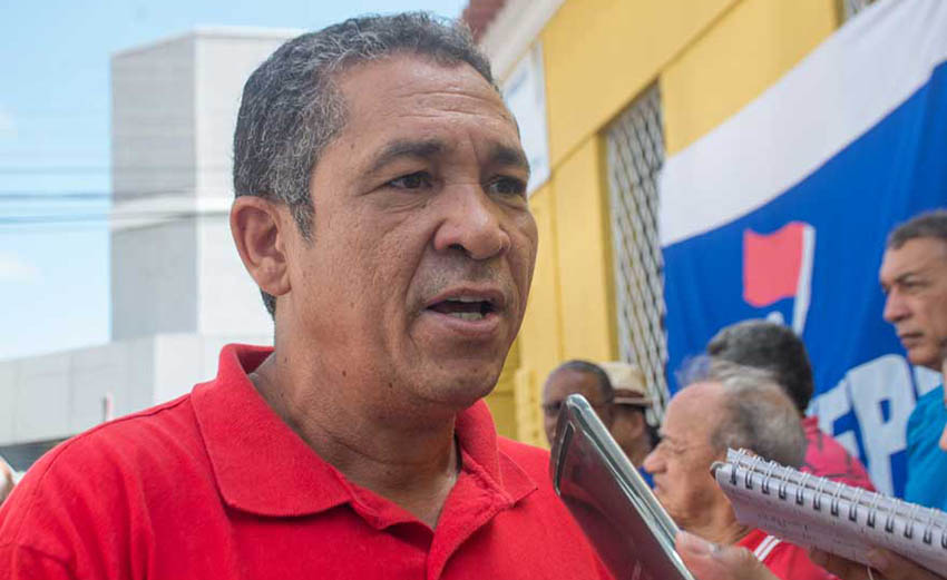 Trabalhadores fazem ato contra o governo Bolsonaro nesta sexta (07)