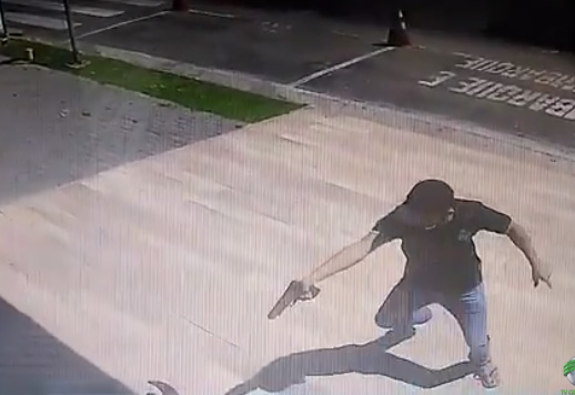 Segurança de hospital é baleado em assalto para roubar sua arma