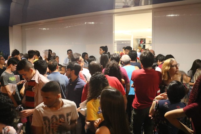 ENEM 2019 - DOMINGO (10) – TERESINA (PI) – Candidatos deixam locais de prova — Foto: Lucas Marreiros/G1 PI 