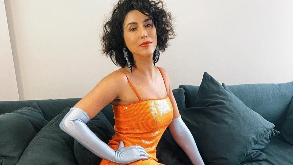 Atriz conta que já quebrou vibrador depois de tanto usar
