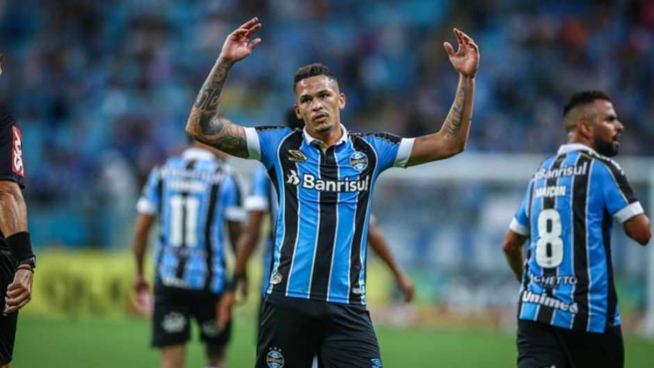 São Paulo contrata Luciano e manda Everton para o Grêmio