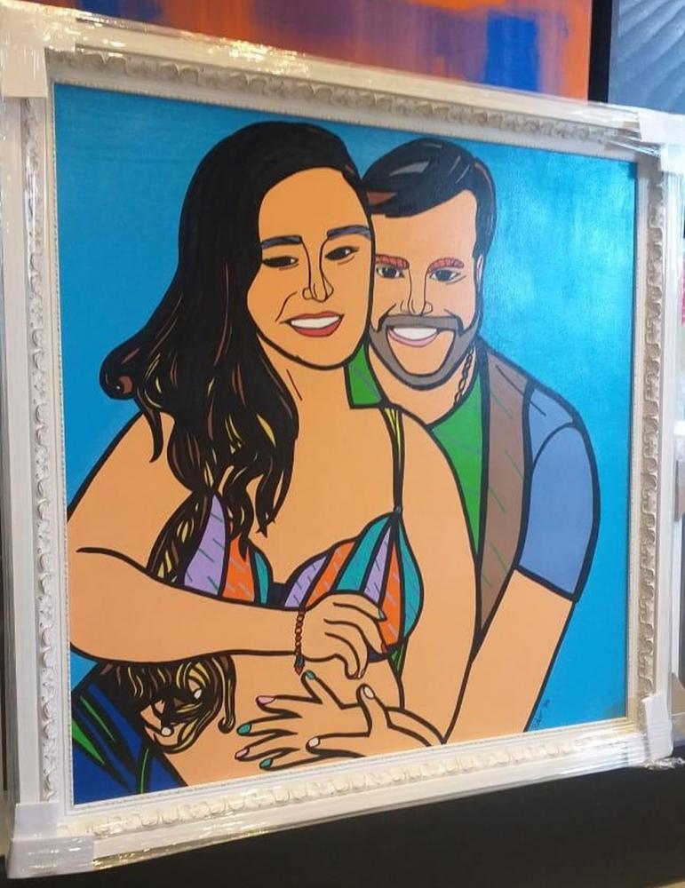 Whindersson Nunes presenteia cantora Simone com quadros de artista piauiense de 9 anos