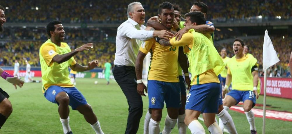 Incomodado com seleção, Tite se apoia em boas lembranças contra Argentina