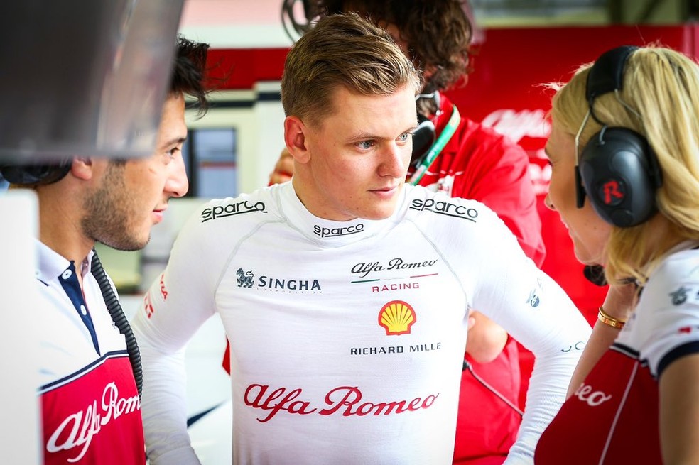 Filho de Schumacher fará 1ª atividade oficial na F1 em Mugello, diz TV