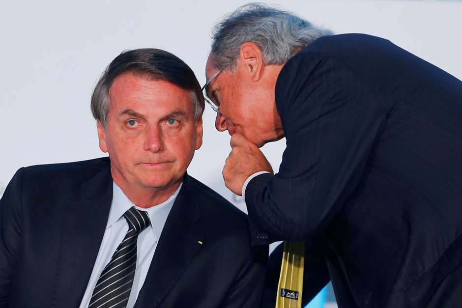 Governo quer incluir Renda Brasil na Constituição